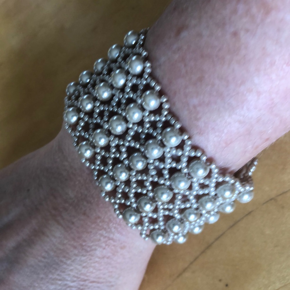 Carolee Pearl Bracelet